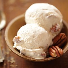 Old Fashioned Pecan Molasses Ice Cream