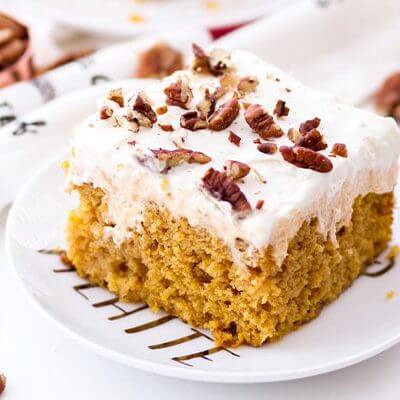 Pumpkin Pie Poke Cake