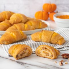 pumpkin crescent rolls