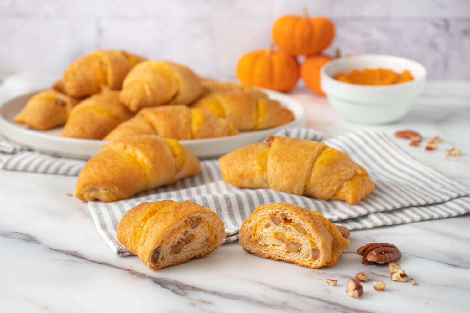pumpkin crescent rolls