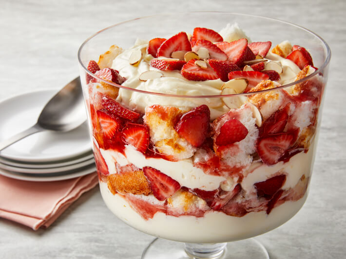 Strawberries and Cream Trifle Recipe