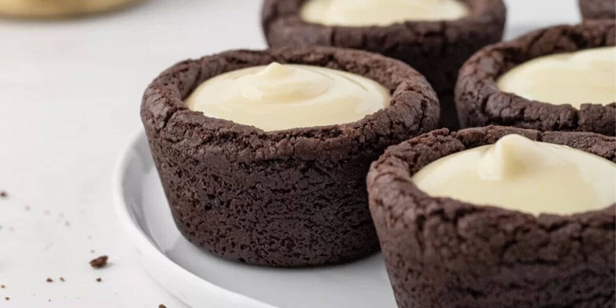 Chocolate Cookie Custard Cups