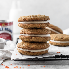 Carrot Cake Sandwich Cookies