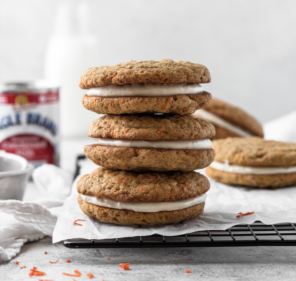 Carrot Cake Sandwich Cookies