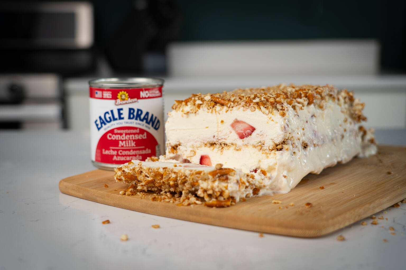 StrawberryPretzalSalad Horizontal